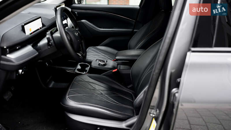 Внедорожник / Кроссовер Ford Mustang Mach-E 2021 в Львове фото 13 Внедорожник / Кроссовер Ford Mustang Mach-E 2021 в Львове