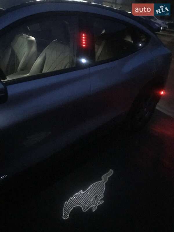 Внедорожник / Кроссовер Ford Mustang Mach-E 2021 в Ужгороде