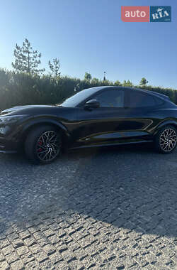 Внедорожник / Кроссовер Ford Mustang Mach-E 2022 в 