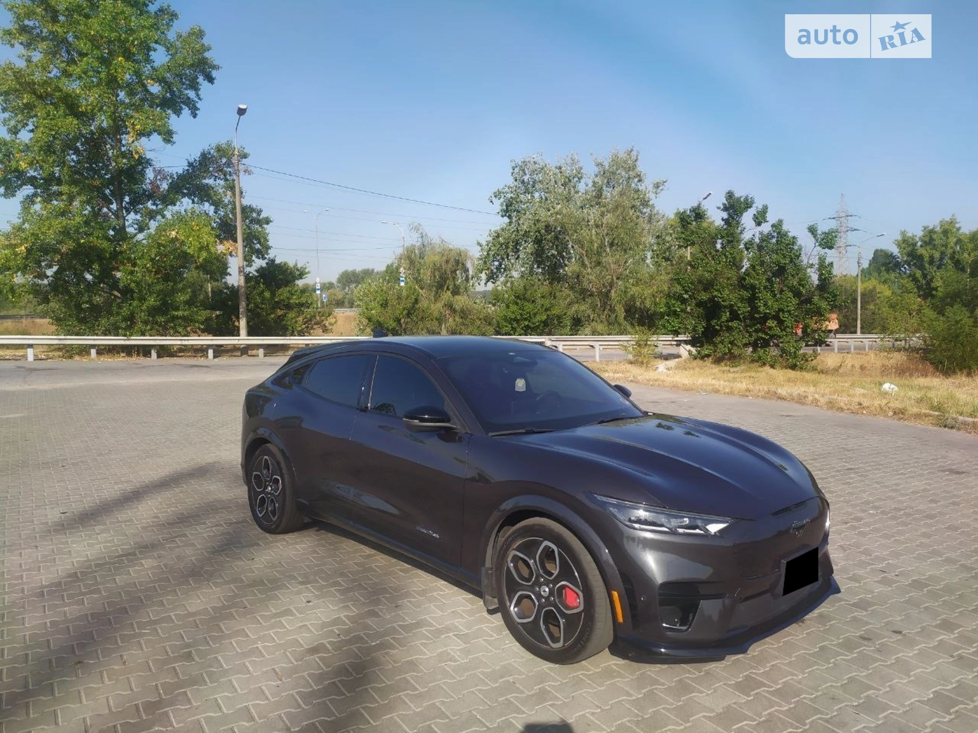2022 Ford Mustang Mach-E - мініатюра 3