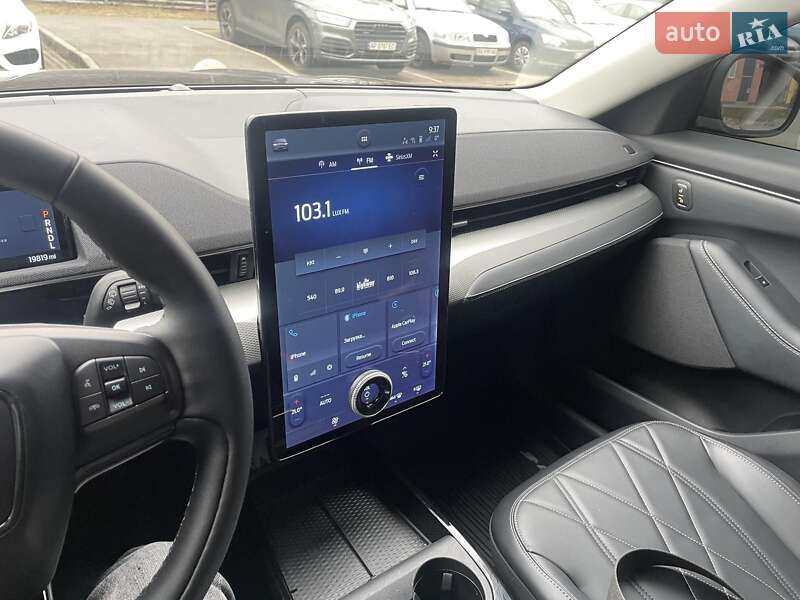 Позашляховик / Кросовер Ford Mustang Mach-E 2021 в Києві