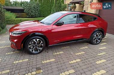 Внедорожник / Кроссовер Ford Mustang Mach-E 2022 в 