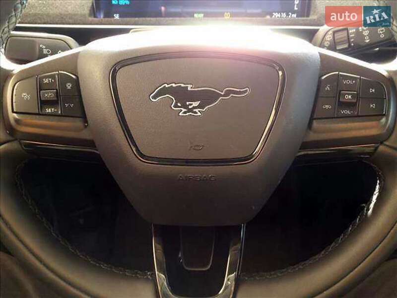 Позашляховик / Кросовер Ford Mustang Mach-E 2021 в Ужгороді