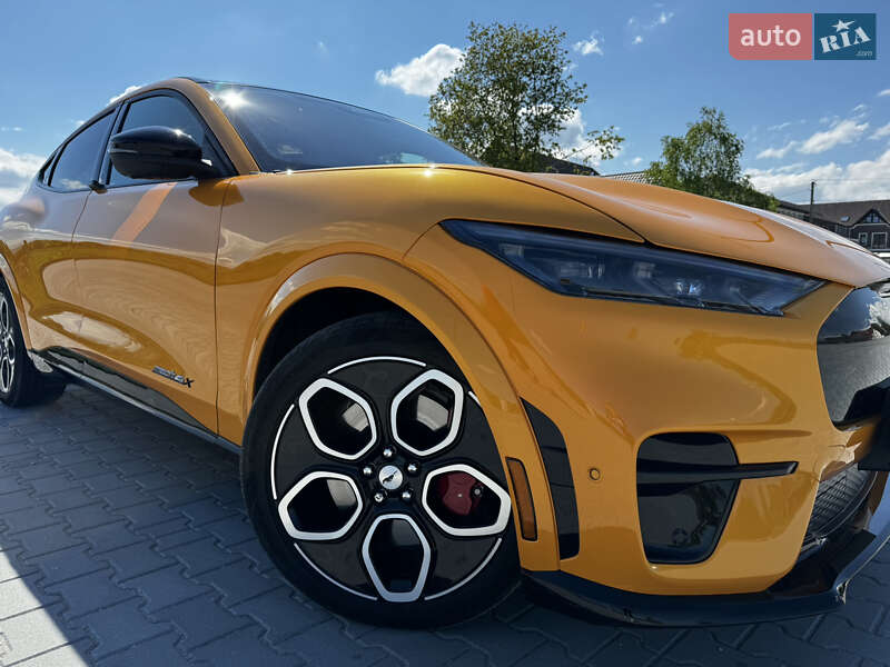 Позашляховик / Кросовер Ford Mustang Mach-E 2022 в Богородчанах