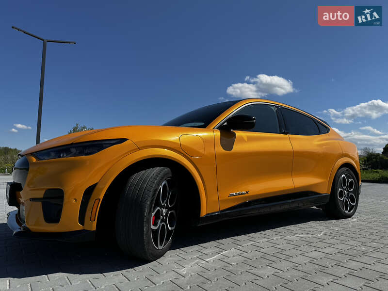 Позашляховик / Кросовер Ford Mustang Mach-E 2022 в Богородчанах