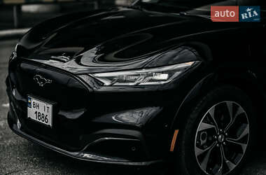 Внедорожник / Кроссовер Ford Mustang Mach-E 2020 в 
