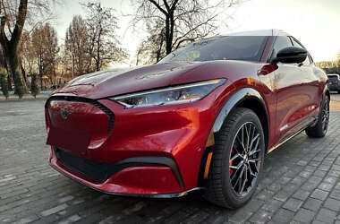 Внедорожник / Кроссовер Ford Mustang Mach-E 2022 в 