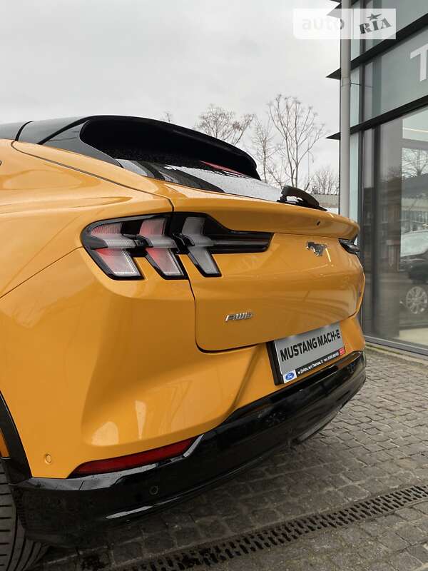 Позашляховик / Кросовер Ford Mustang Mach-E 2023 в Дніпрі