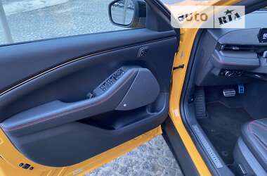 Внедорожник / Кроссовер Ford Mustang Mach-E 2023 в 