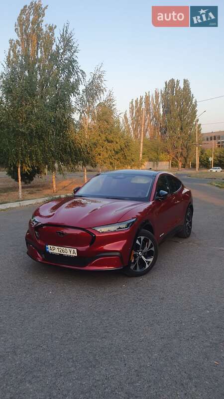 Внедорожник / Кроссовер Ford Mustang Mach-E 2022 в 