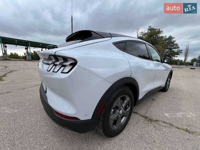 Внедорожник / Кроссовер Ford Mustang Mach-E 2023 в Киеве