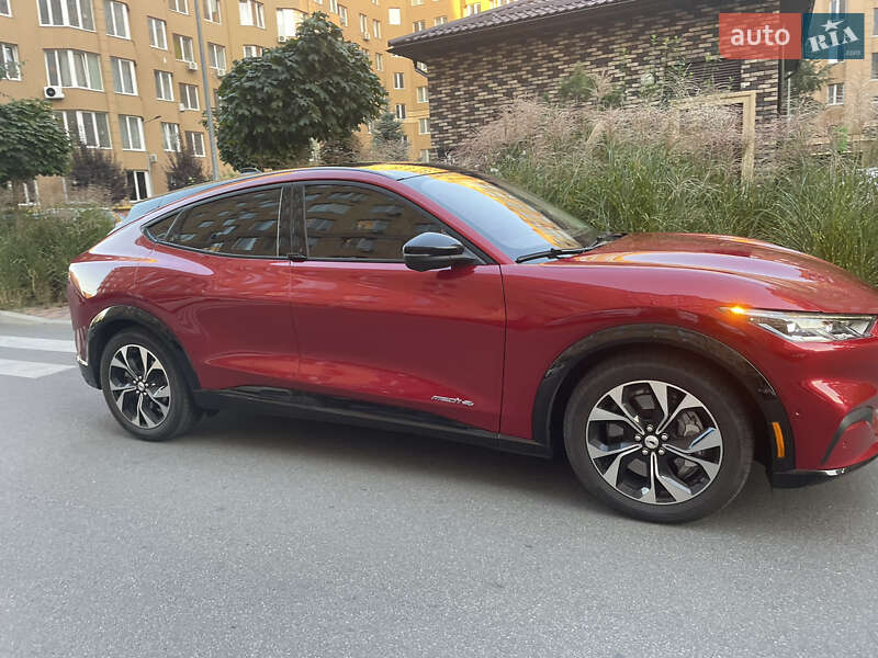 Внедорожник / Кроссовер Ford Mustang Mach-E 2021 в Киеве