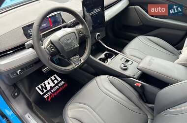 Внедорожник / Кроссовер Ford Mustang Mach-E 2022 в 