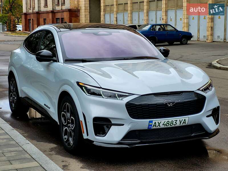 Ford Mustang Mach-E 2023