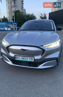 Позашляховик / Кросовер Ford Mustang Mach-E 2021 в 