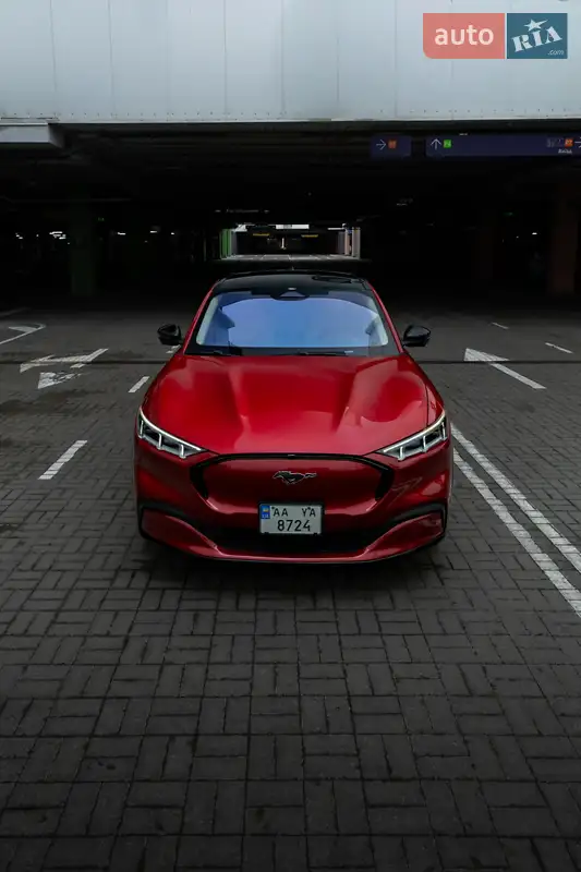 Внедорожник / Кроссовер Ford Mustang Mach-E 2021 в 