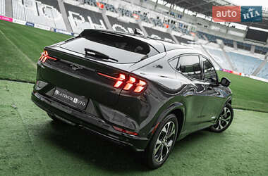 Внедорожник / Кроссовер Ford Mustang Mach-E 2022 в 