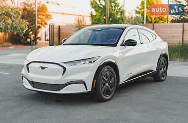 Внедорожник / Кроссовер Ford Mustang Mach-E 2022 в 