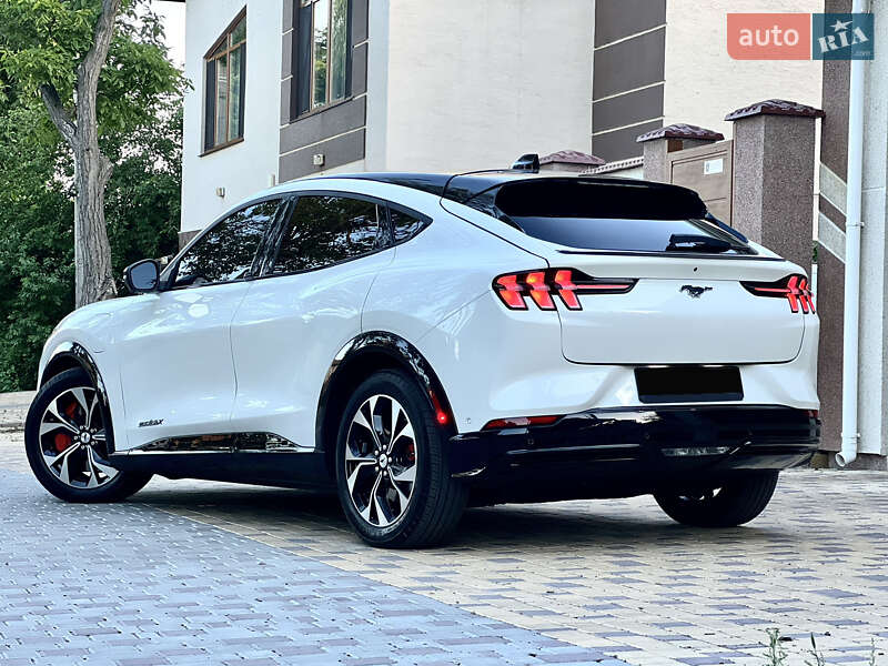 Позашляховик / Кросовер Ford Mustang Mach-E 2020 в Одесі