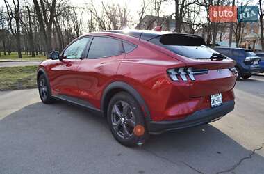 Внедорожник / Кроссовер Ford Mustang Mach-E 2021 в 