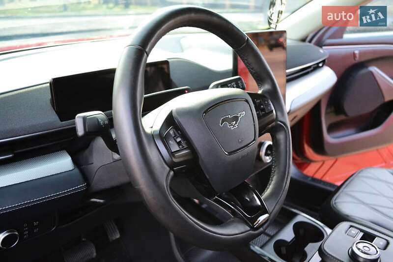 Позашляховик / Кросовер Ford Mustang Mach-E 2021 в Дніпрі