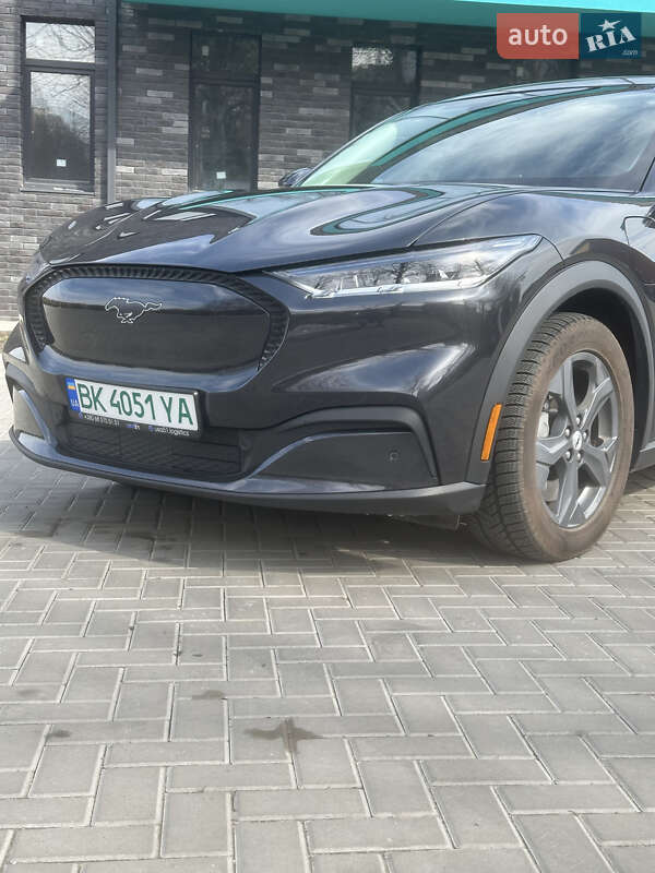 Позашляховик / Кросовер Ford Mustang Mach-E 2021 в Рівному