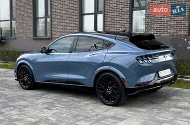 Внедорожник / Кроссовер Ford Mustang Mach-E 2022 в 