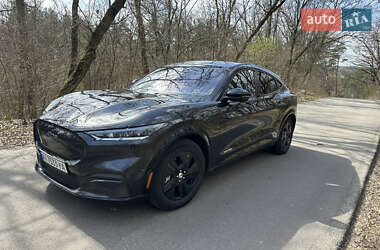 Позашляховик / Кросовер Ford Mustang Mach-E 2022 в 