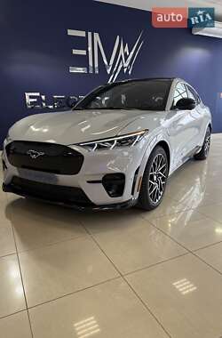 Внедорожник / Кроссовер Ford Mustang Mach-E 2022 в 