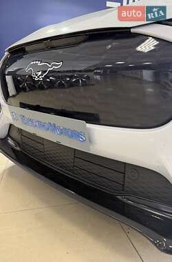 Внедорожник / Кроссовер Ford Mustang Mach-E 2022 в 