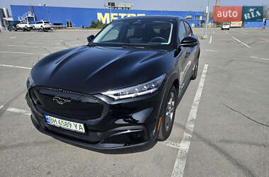 Внедорожник / Кроссовер Ford Mustang Mach-E 2021 в 
