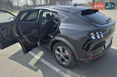 Внедорожник / Кроссовер Ford Mustang Mach-E 2021 в 