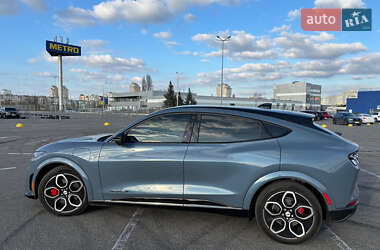 Внедорожник / Кроссовер Ford Mustang Mach-E 2023 в 