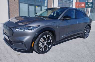 Позашляховик / Кросовер Ford Mustang Mach-E 2021 в 