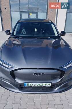 Позашляховик / Кросовер Ford Mustang Mach-E 2021 в 