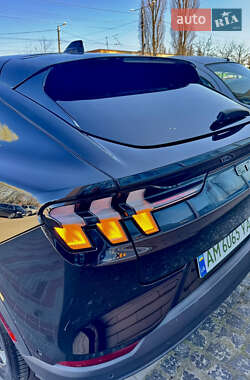 Внедорожник / Кроссовер Ford Mustang Mach-E 2021 в 