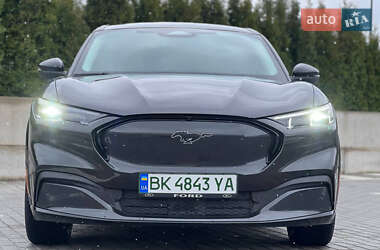 Позашляховик / Кросовер Ford Mustang Mach-E 2022 в 
