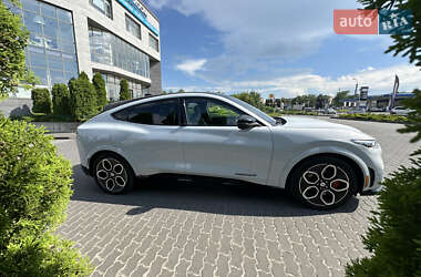 Внедорожник / Кроссовер Ford Mustang Mach-E 2022 в 