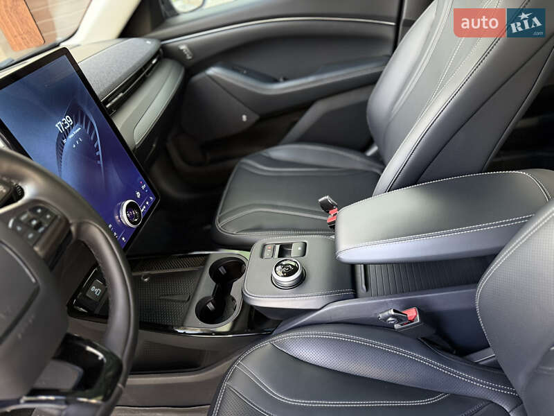 Внедорожник / Кроссовер Ford Mustang Mach-E 2023 в Ивано-Франковске фото 39 Внедорожник / Кроссовер Ford Mustang Mach-E 2023 в Ивано-Франковске