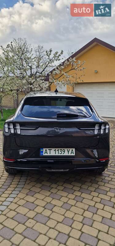 Позашляховик / Кросовер Ford Mustang Mach-E 2022 в Івано-Франківську