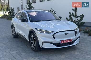 Внедорожник / Кроссовер Ford Mustang Mach-E 2022 в 