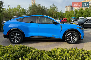 Внедорожник / Кроссовер Ford Mustang Mach-E 2022 в 