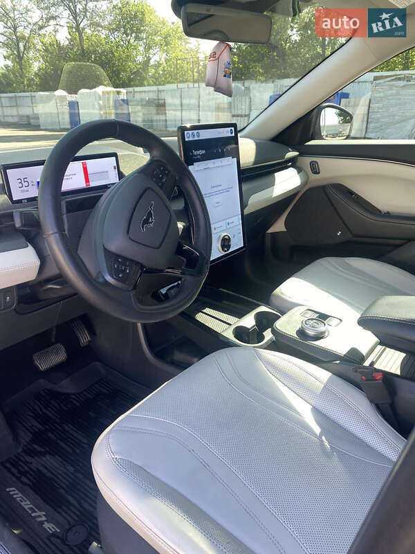 Внедорожник / Кроссовер Ford Mustang Mach-E 2022 в Кременчуге