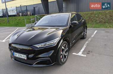 Внедорожник / Кроссовер Ford Mustang Mach-E 2021 в 