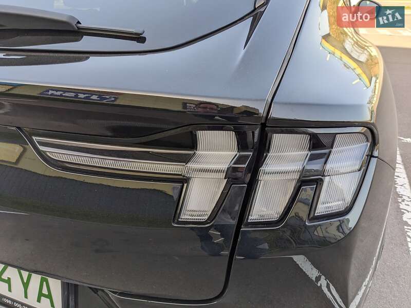 Позашляховик / Кросовер Ford Mustang Mach-E 2021 в Рівному
