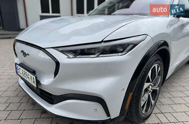 Внедорожник / Кроссовер Ford Mustang Mach-E 2021 в 