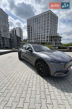 Внедорожник / Кроссовер Ford Mustang Mach-E 2021 в 
