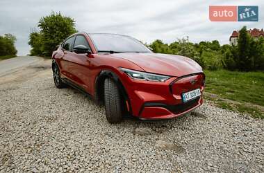 Позашляховик / Кросовер Ford Mustang Mach-E 2021 в 