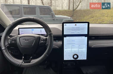Позашляховик / Кросовер Ford Mustang Mach-E 2020 в 