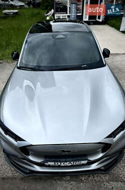 Внедорожник / Кроссовер Ford Mustang Mach-E 2021 в 